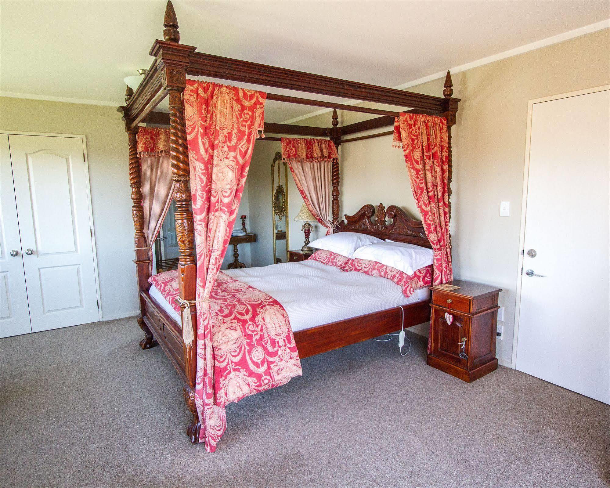 ทูดอร์ แมเนอร์ เบด แอนด์ เบรคฟาสต์ Bed & Breakfast ปาราปาราออมู ภายนอก รูปภาพ